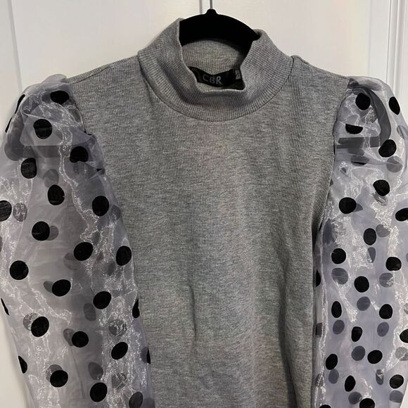 Turtleneck polka dot organza sleeve top EUC size small - Picture 3 of 4